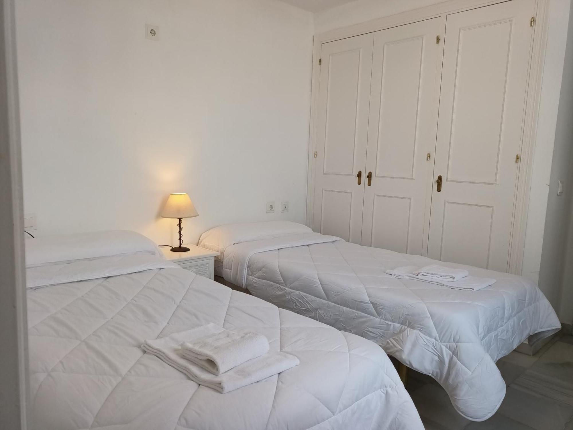 Apartamentos Larga 70 El Puerto de Santa María Extérieur photo